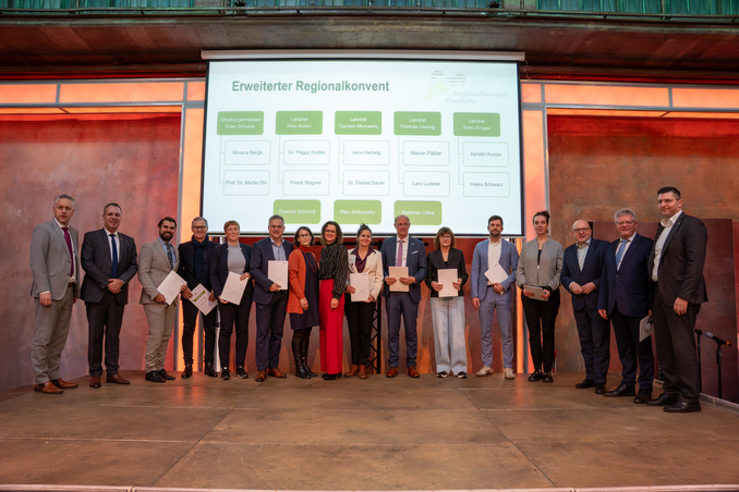 die Mitglieder des erweiterten Regionalkonvents zum KickOff in Chemnitz